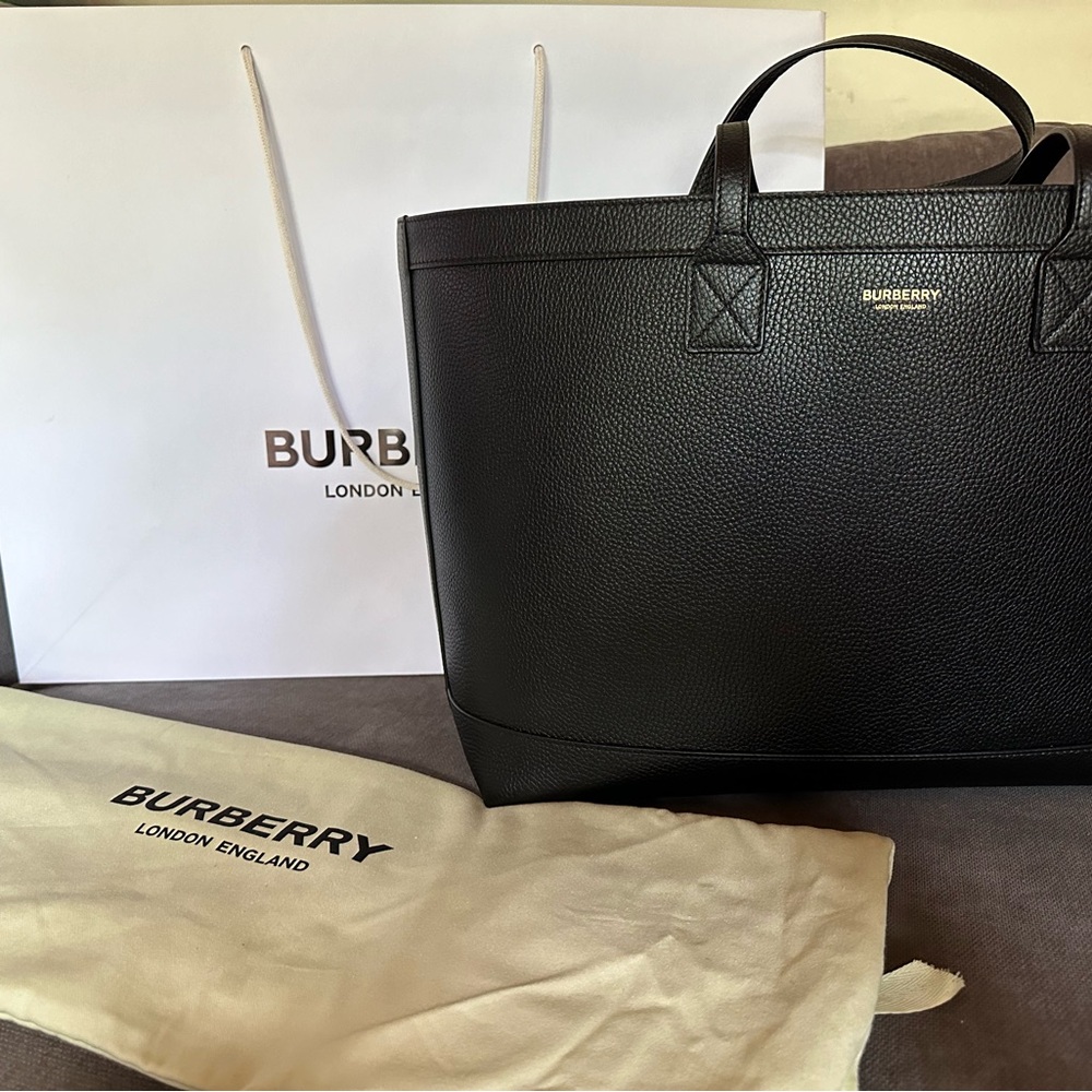 Brand New Burberry Black Leather Shoulder Bag/Tote